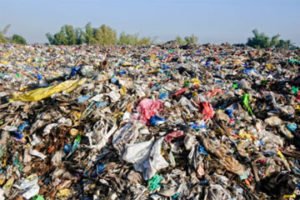 Is the debate over landfills vs. recycling really focussing on the problem? Image: iStockphoto/Thinkstock